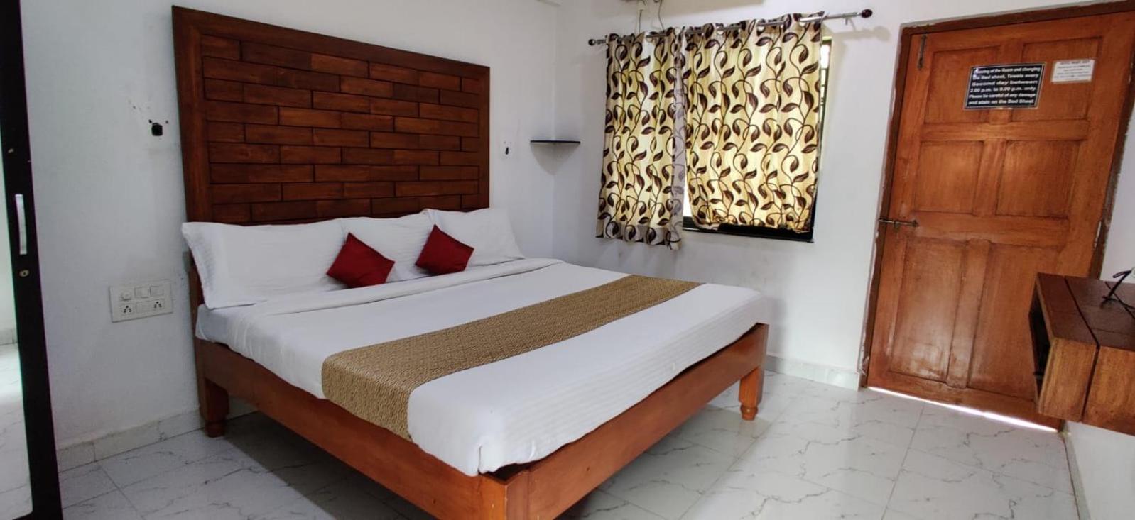 Hotel Mj Beach Resort Baga Exterior photo