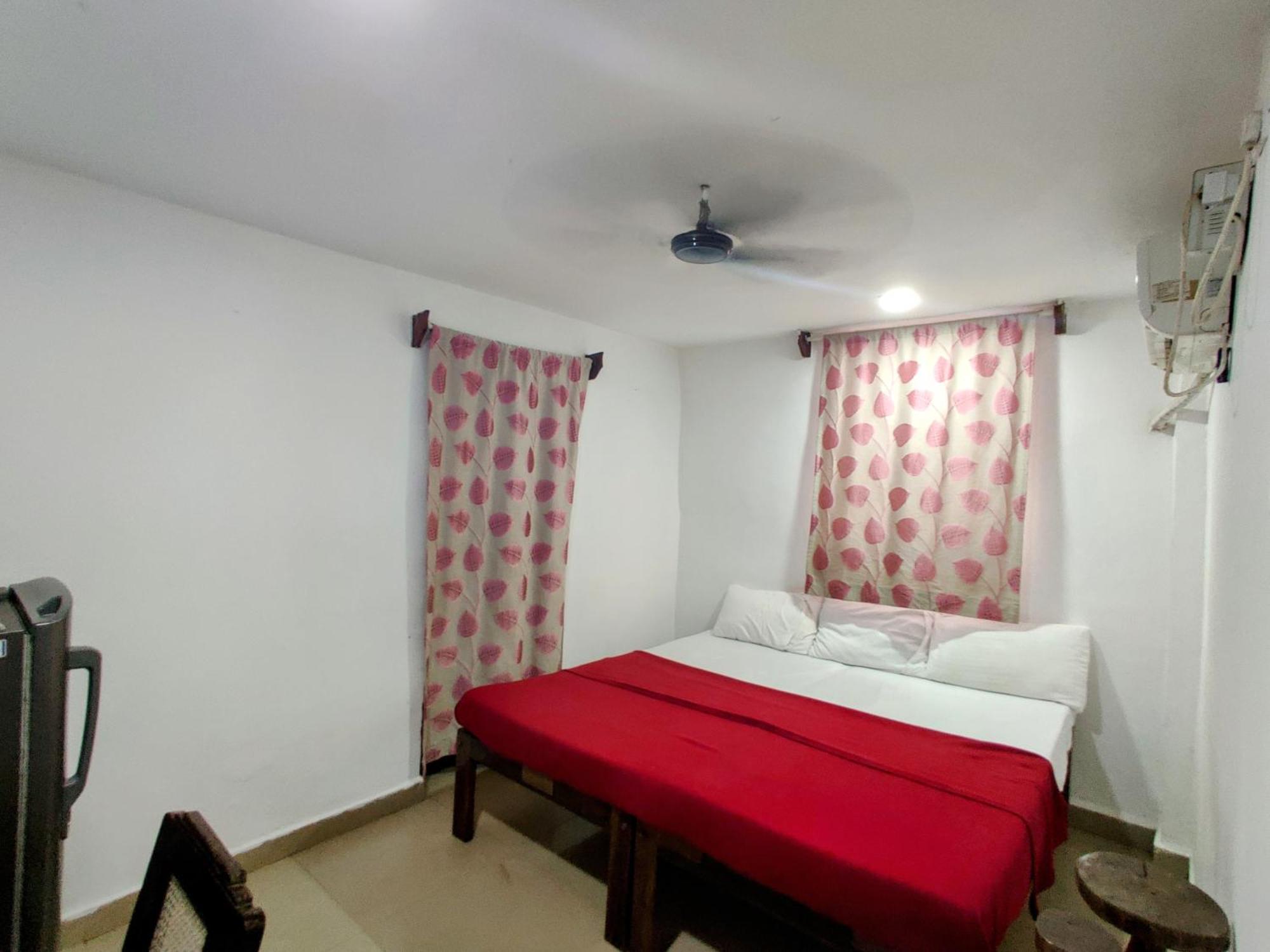Hotel Mj Beach Resort Baga Exterior photo