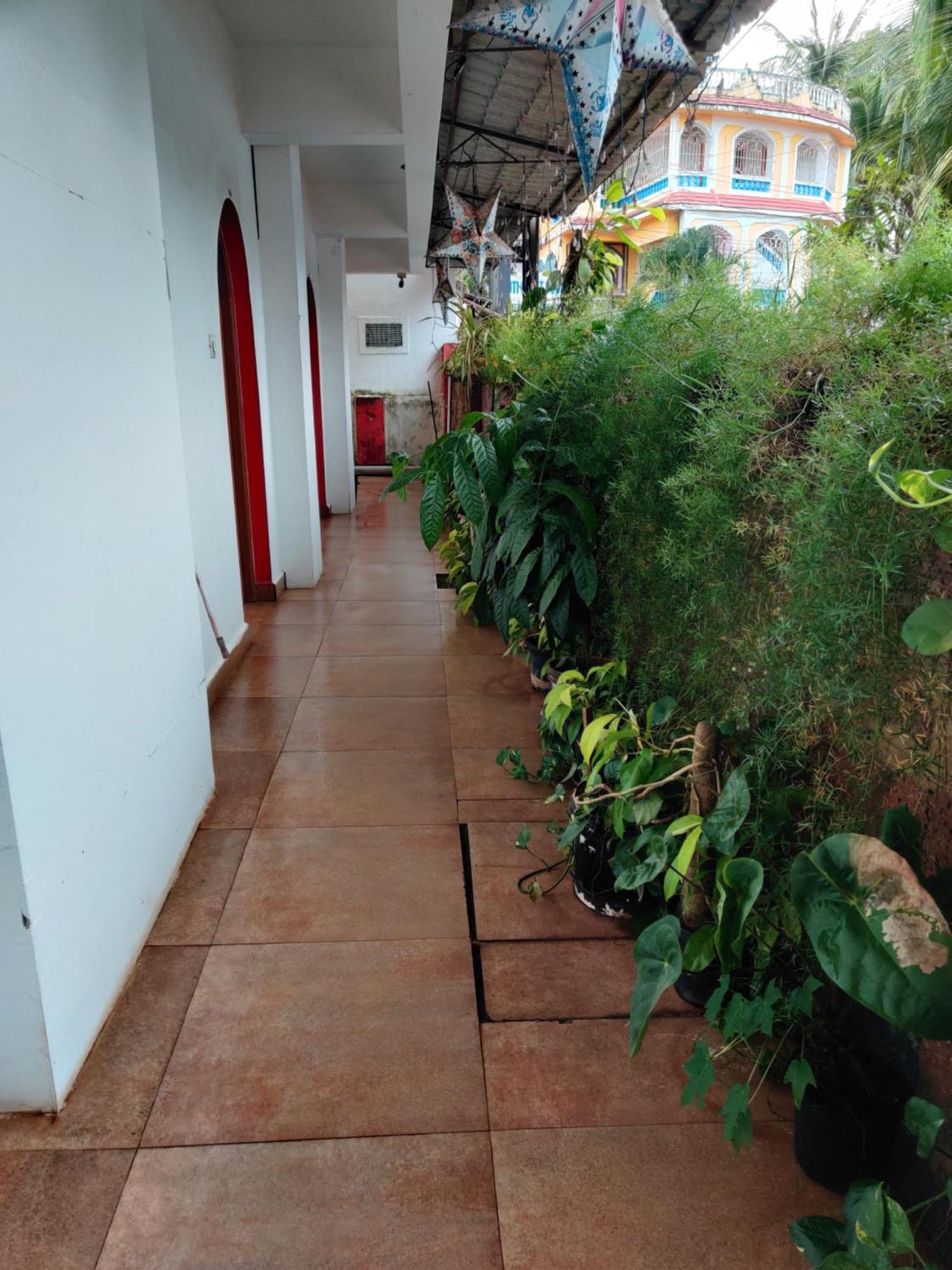 Hotel Mj Beach Resort Baga Exterior photo
