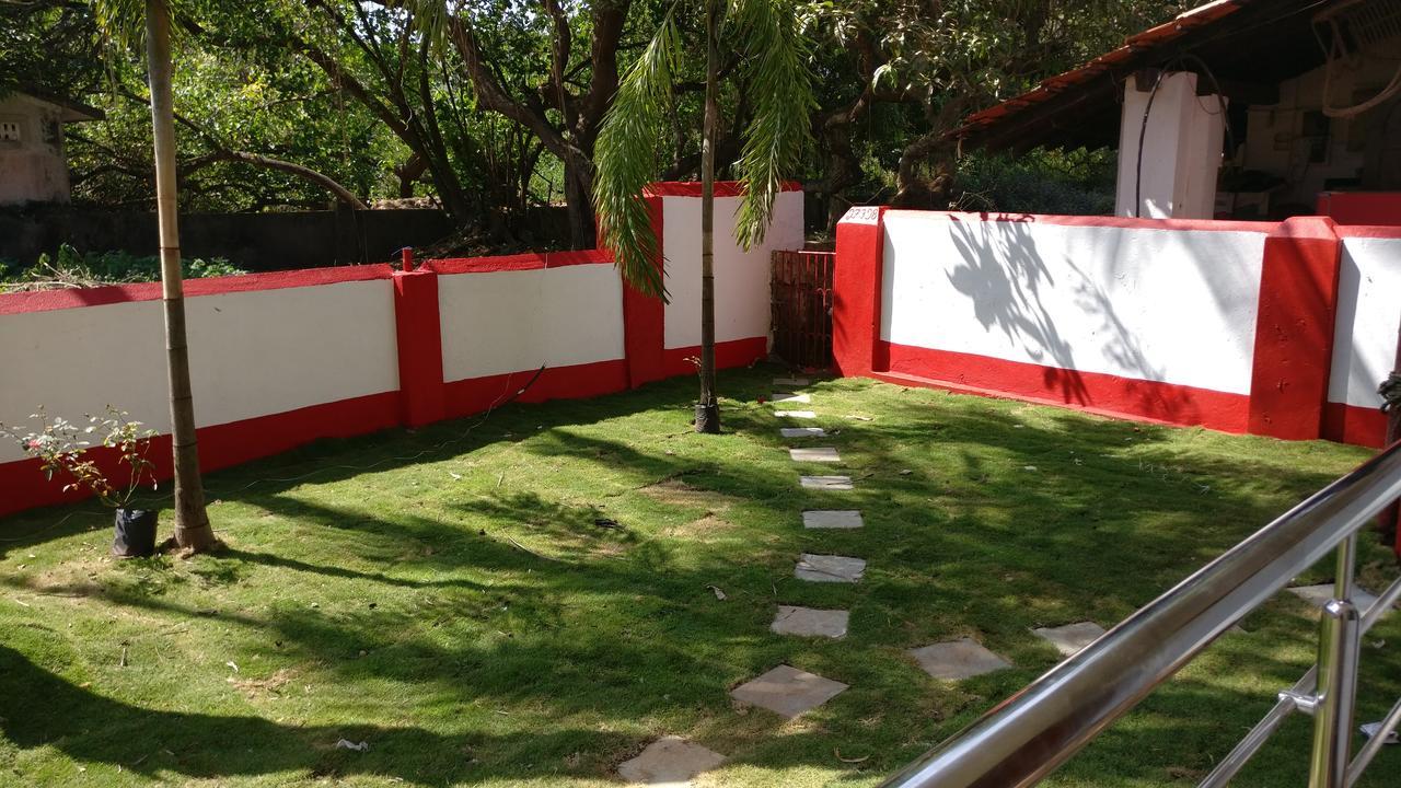 Hotel Mj Beach Resort Baga Exterior photo