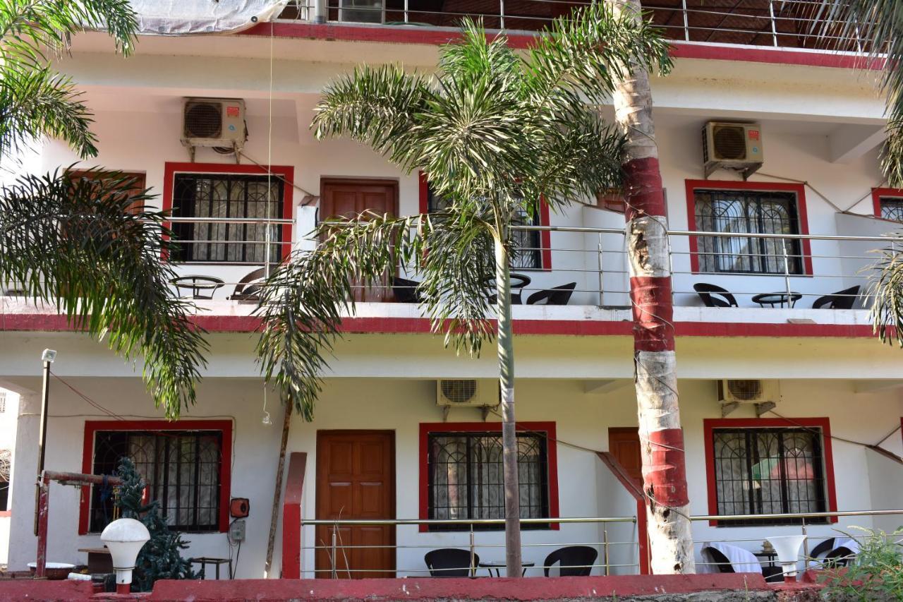 Hotel Mj Beach Resort Baga Exterior photo